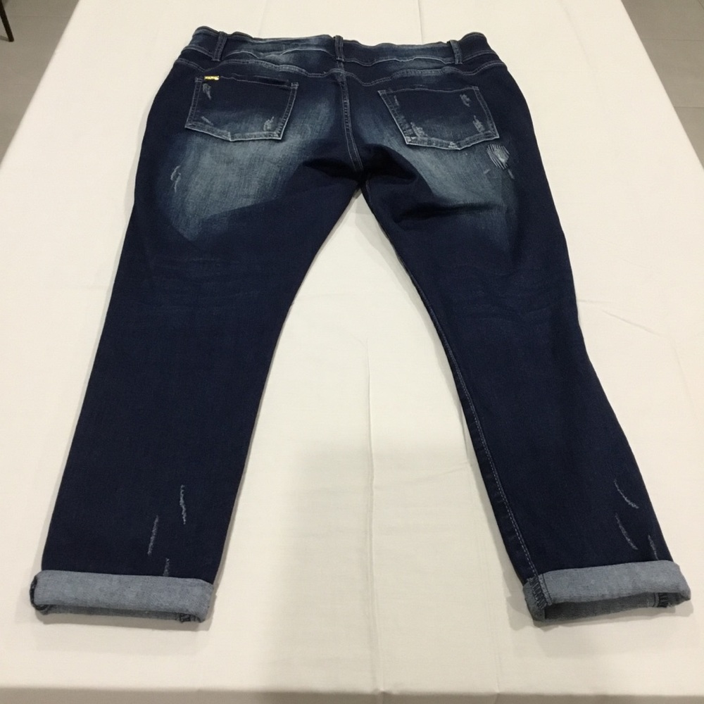 City Chic Asha Jeans - Picture 2 of 8
